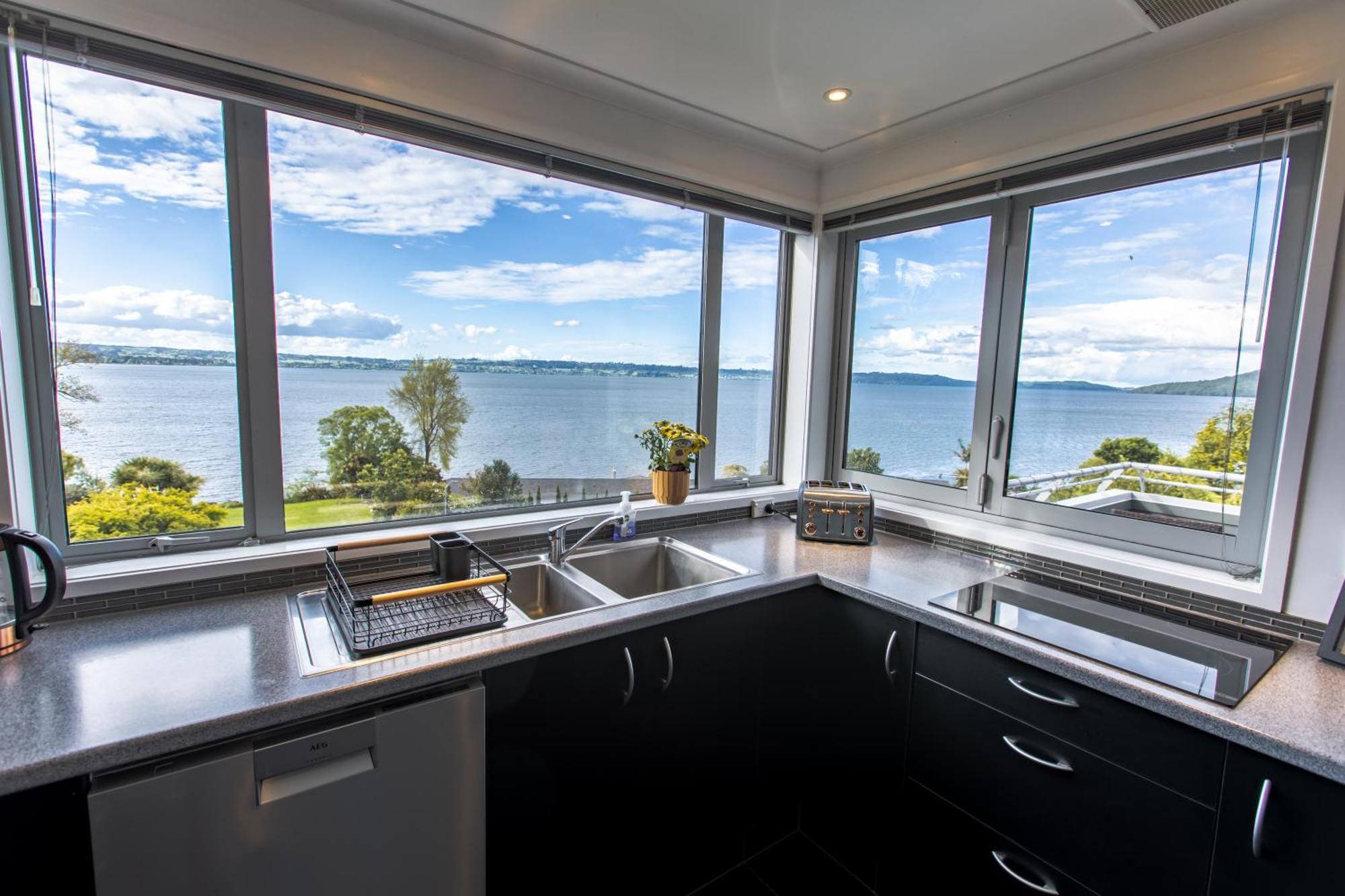 Rotorua Serenity Lakeview Retreat Exterior foto